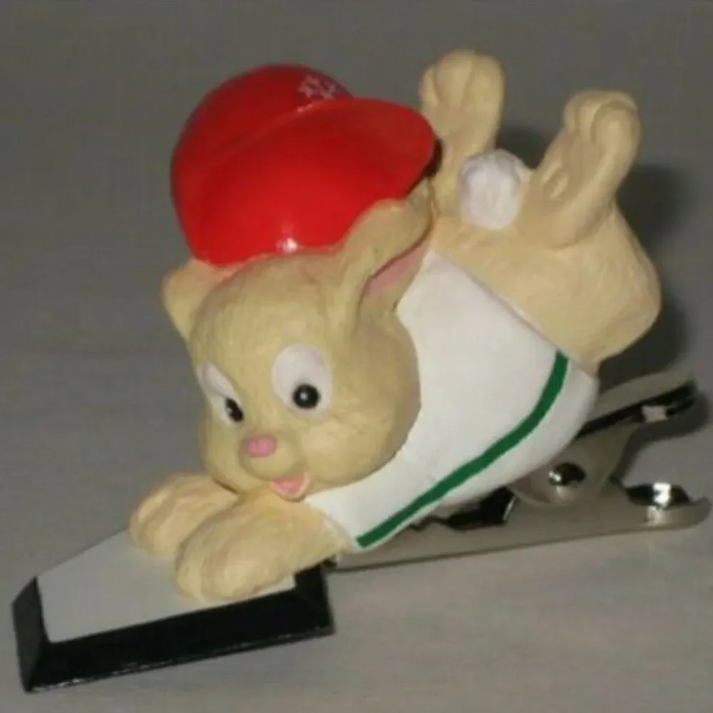 hallmark keepsake ornament home for Christmas clip on 1993